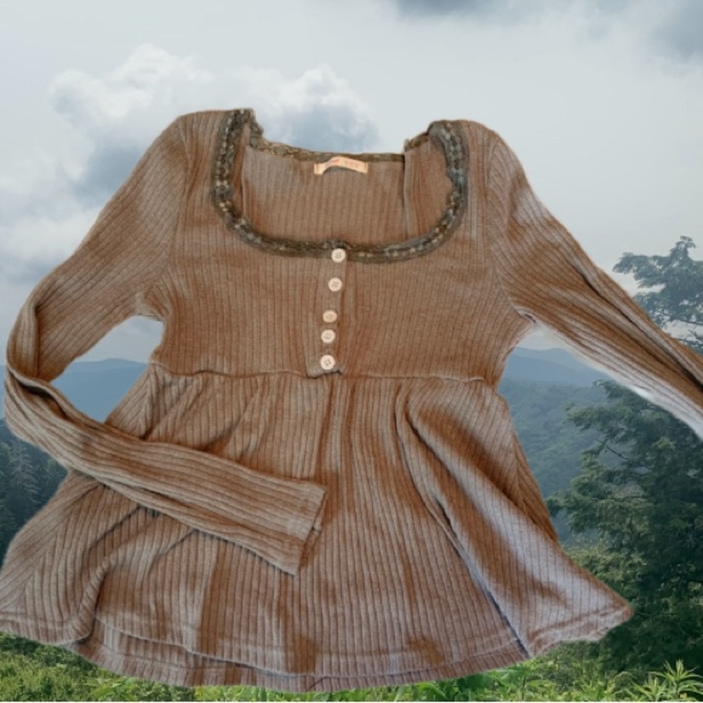 Long sleeve top